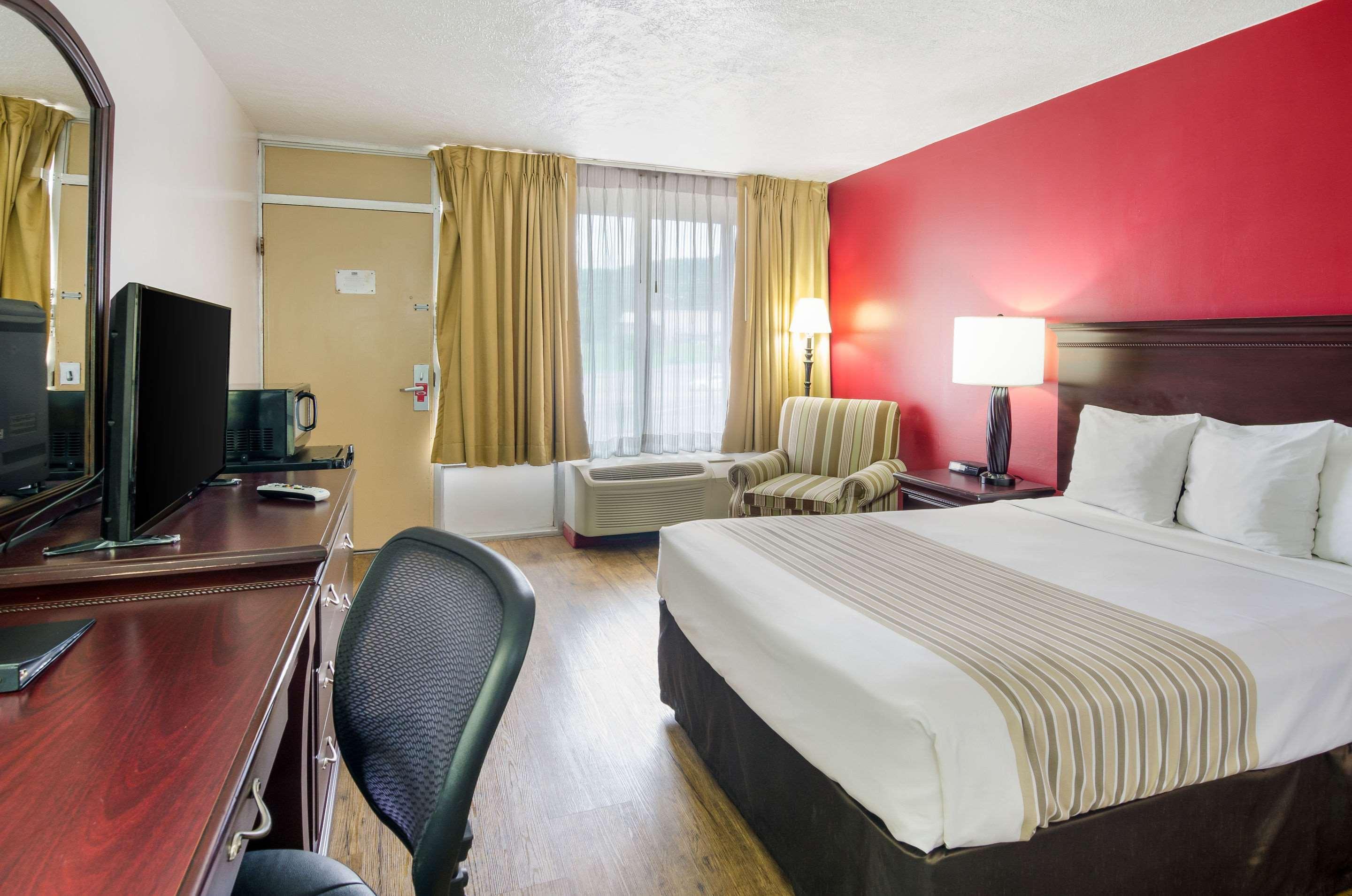 Econo Lodge Marion I-81 Εξωτερικό φωτογραφία