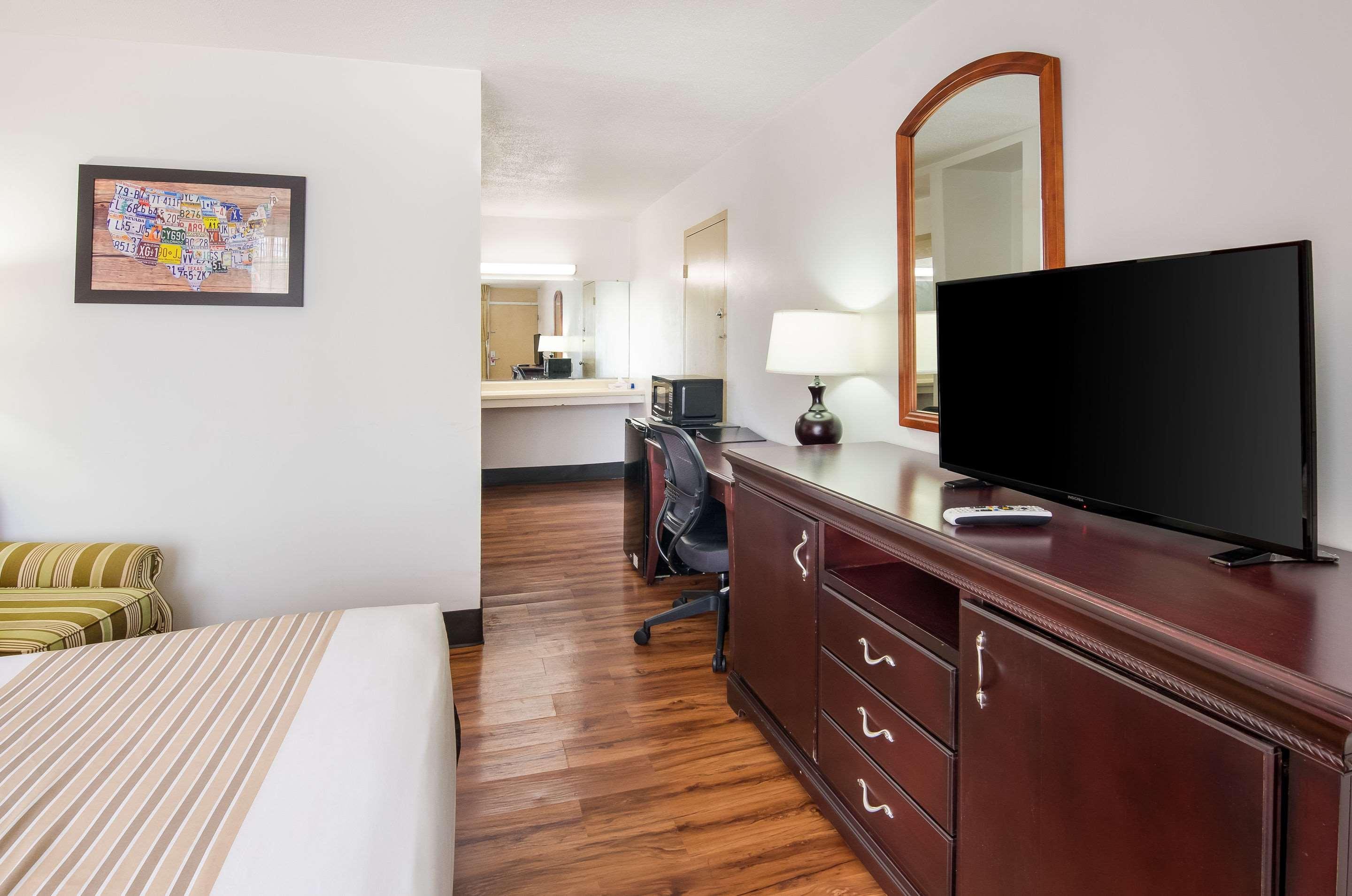 Econo Lodge Marion I-81 Εξωτερικό φωτογραφία
