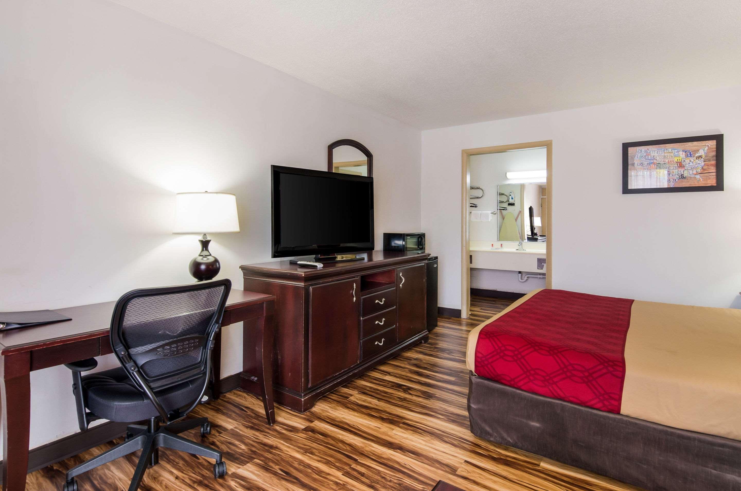 Econo Lodge Marion I-81 Εξωτερικό φωτογραφία