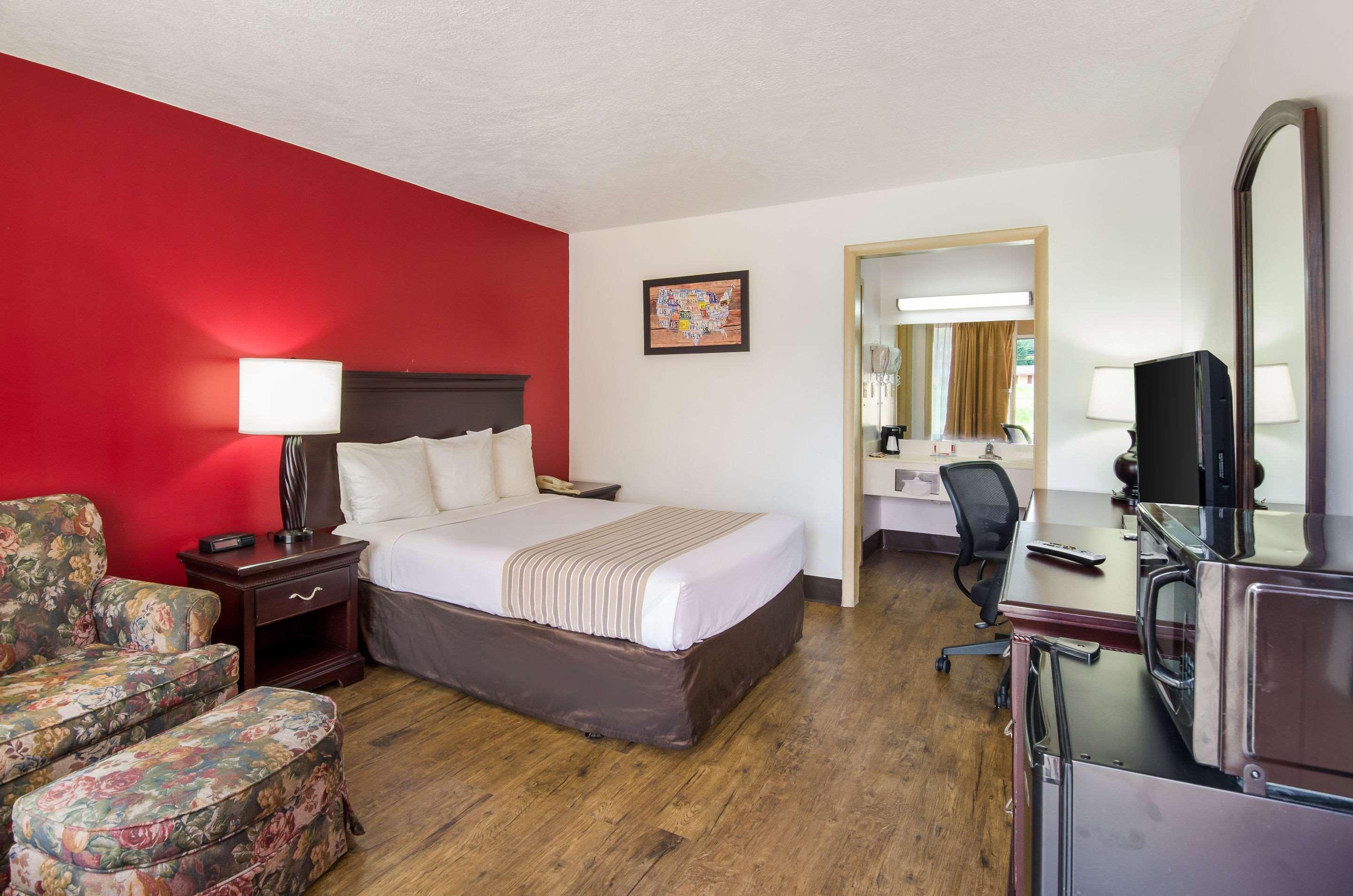 Econo Lodge Marion I-81 Εξωτερικό φωτογραφία