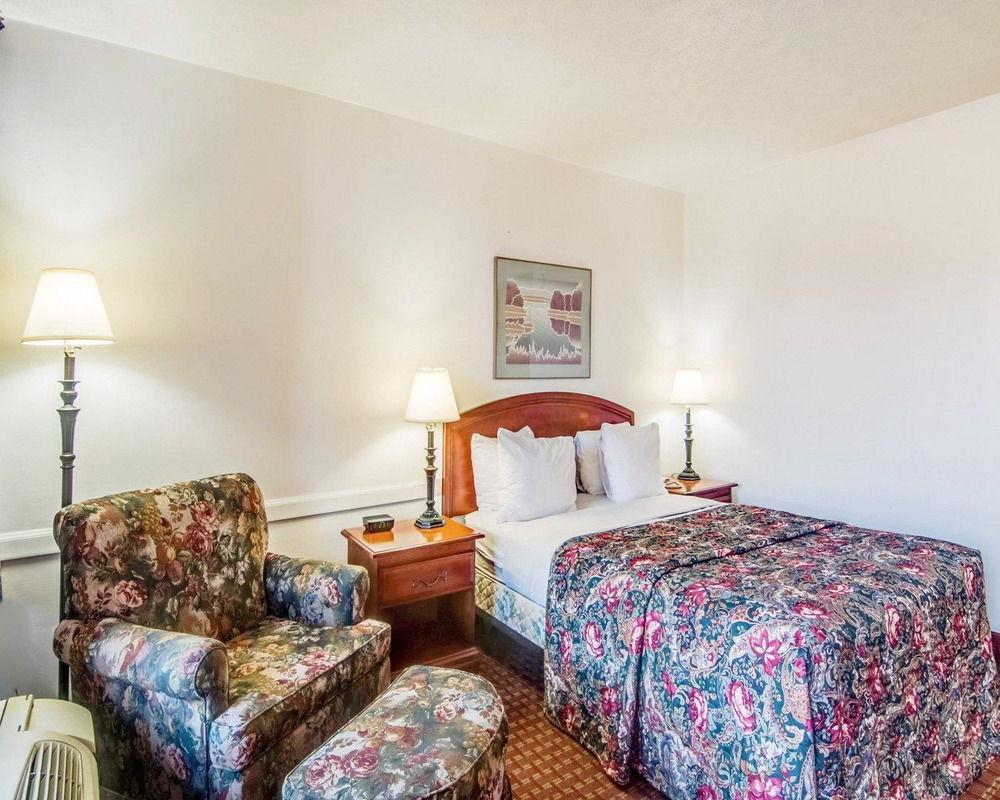 Econo Lodge Marion I-81 Εξωτερικό φωτογραφία