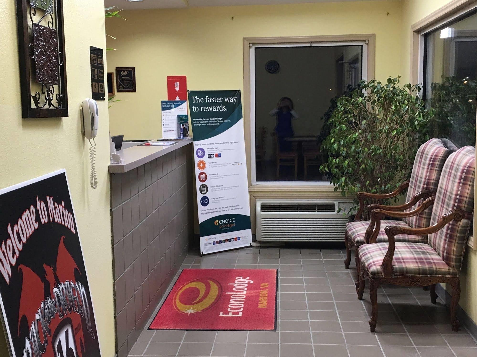 Econo Lodge Marion I-81 Εξωτερικό φωτογραφία