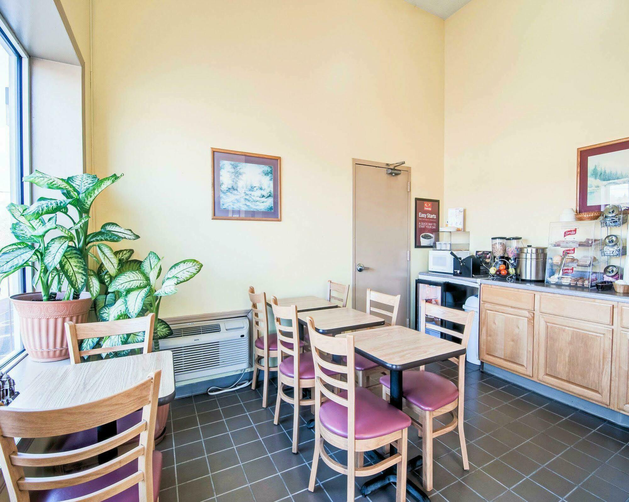 Econo Lodge Marion I-81 Εξωτερικό φωτογραφία