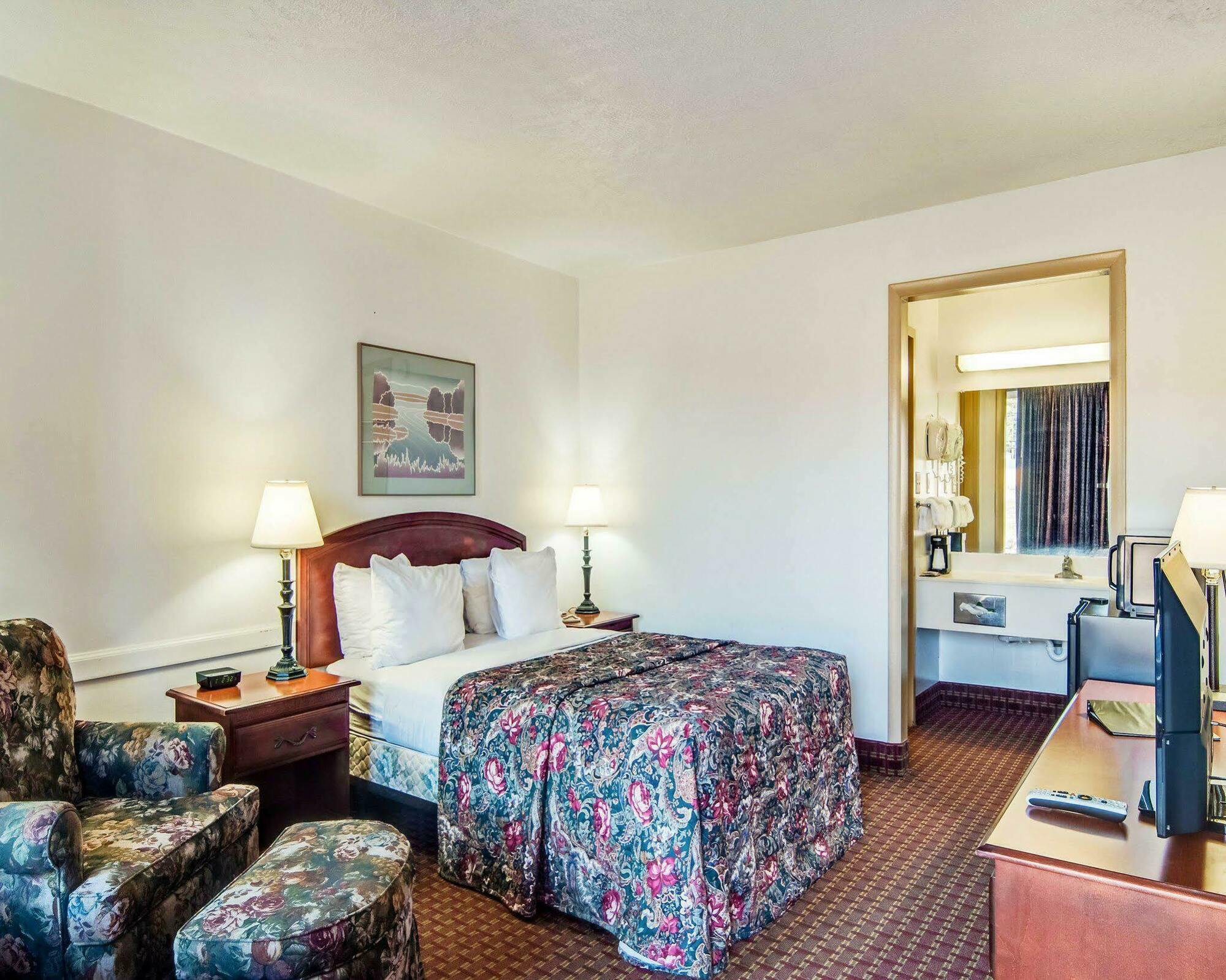 Econo Lodge Marion I-81 Εξωτερικό φωτογραφία